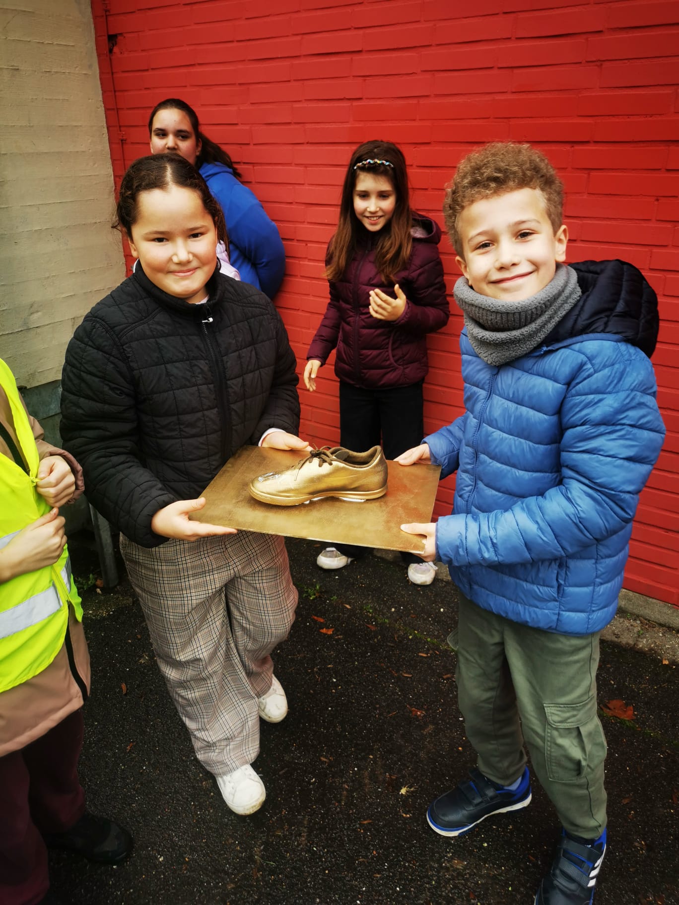 Mehr über den Artikel erfahren Der „goldene Schuh“ als Ansporn für Umweltbewusstsein