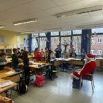 Mehr über den Artikel erfahren Nikolausbesuch in der Grundschule am Friedrichsborn