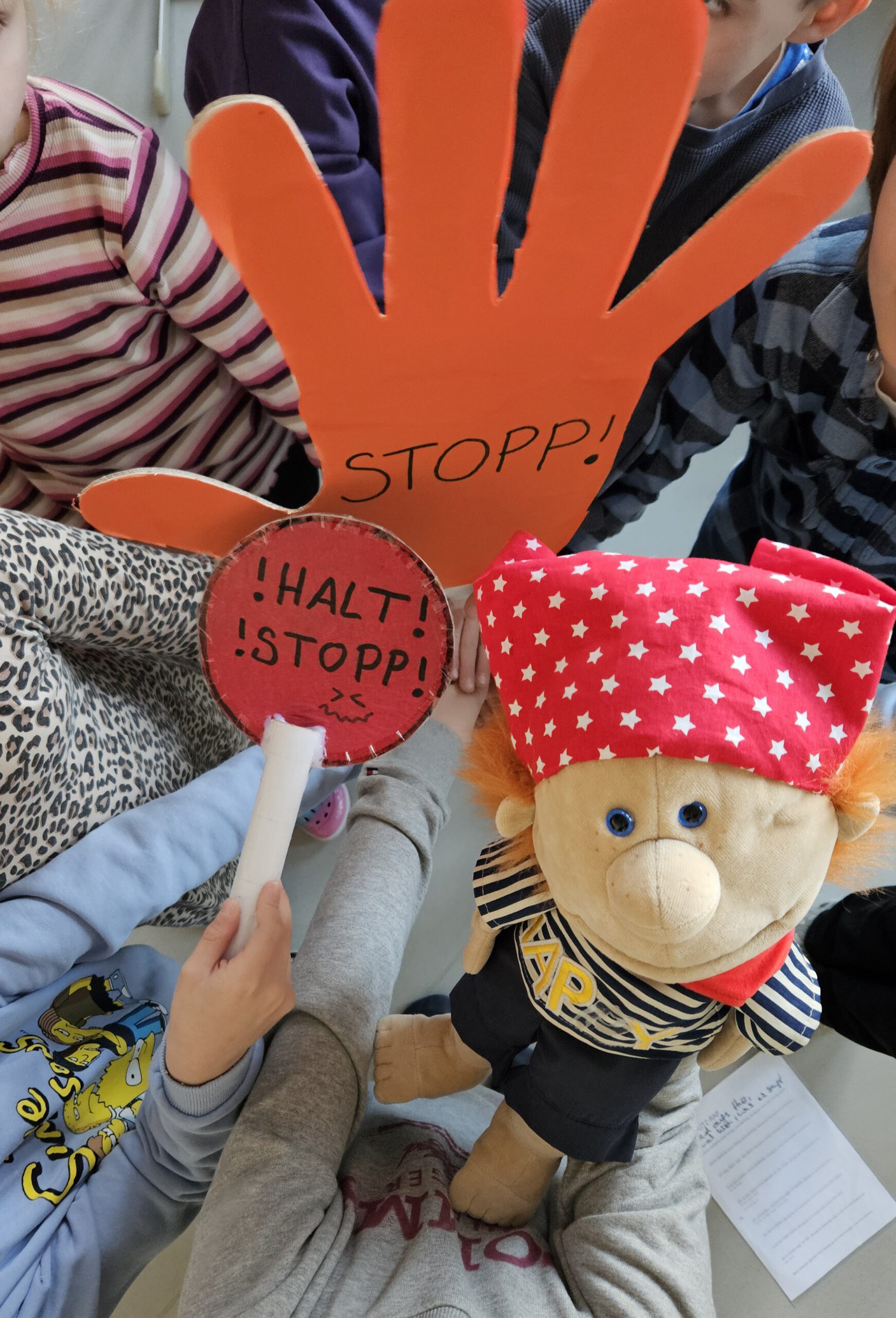 Du betrachtest gerade Auffrischung des Präventionsprojekts „STOPP IST TOP“ im 2. Jahrgang